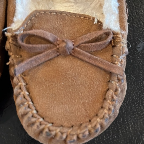 Toddler Moccasins, Size 9 - Picture 9 of 12